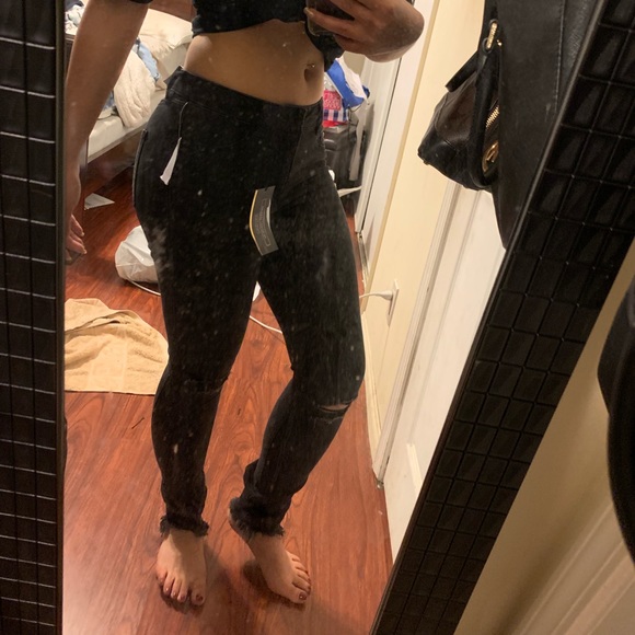 Jeans - Picture 7 of 7